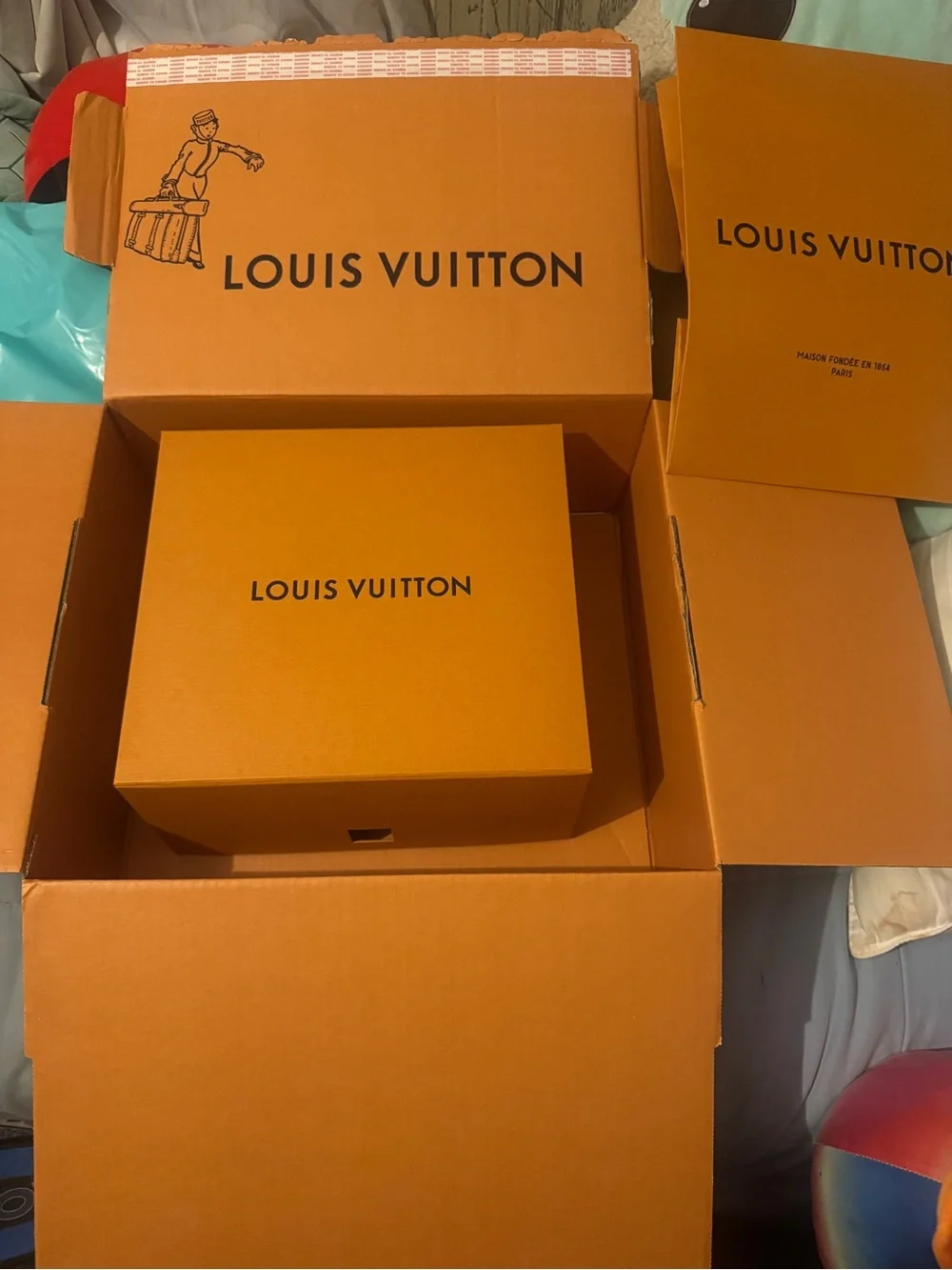 LOUIS VUITTON BIG BOX /accessories
